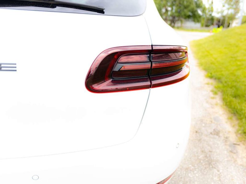 2018 Porsche Macan GTS GTS AWD   v3.0L TWIN - TURBO V6   360 HORSEPOWER