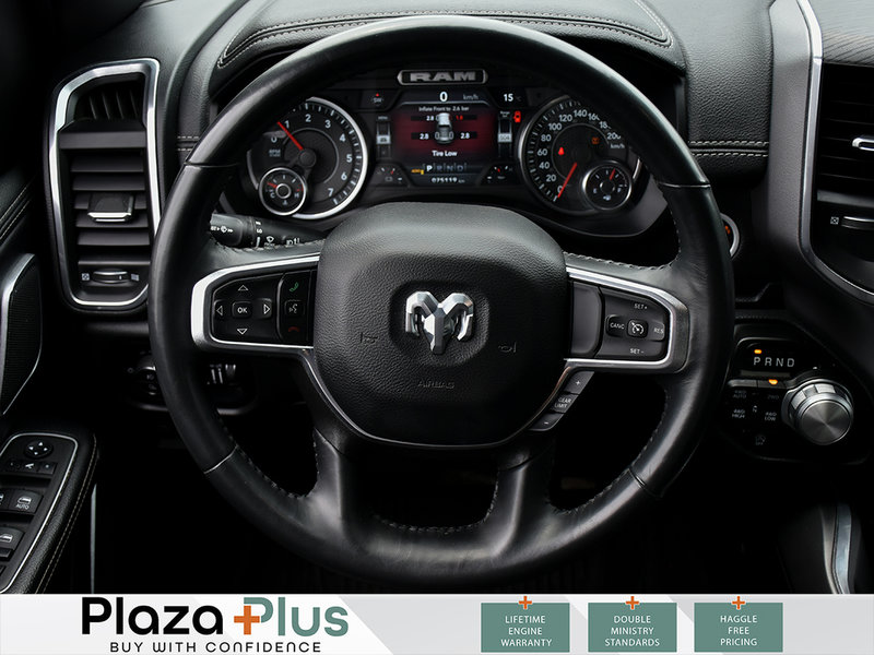 2023 Ram 1500 Laramie AIR SUSPENSION | HEATED + VENTILATED SEATS | ONE OWNER CLEAN CARFAX | REMOTE START