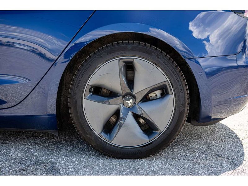 2018 Tesla MODEL 3 LONG RANGE ALL-ELECTRIC POWERTRAIN   AUTOPILOT CAPABILITY