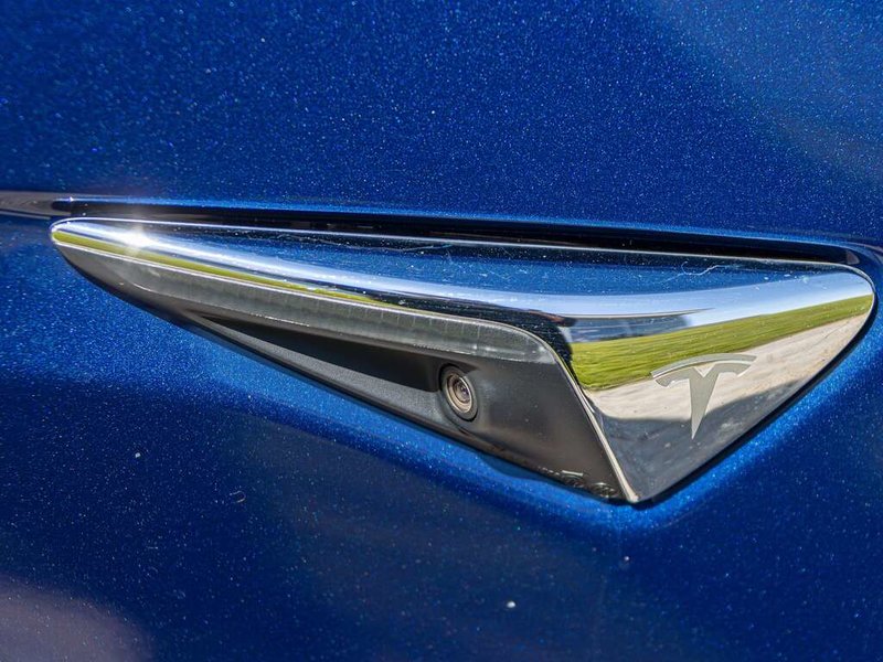 2018 Tesla MODEL 3 LONG RANGE ALL-ELECTRIC POWERTRAIN   AUTOPILOT CAPABILITY