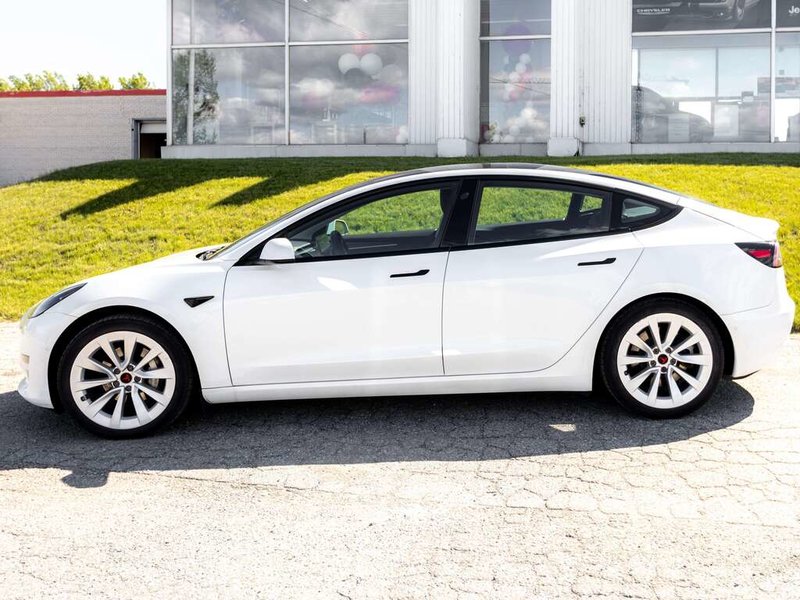 2021 Tesla Model 3 Standard Range Standard Range RWD -Ltd Avail-