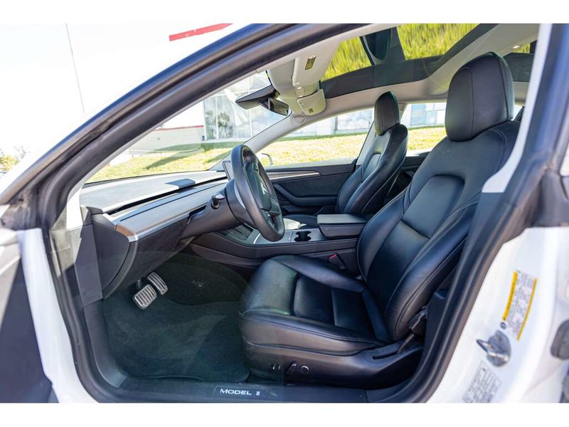 2021 Tesla Model 3 Standard Range Standard Range RWD -Ltd Avail-
