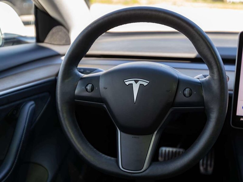 2021 Tesla Model 3 Standard Range Standard Range RWD -Ltd Avail-