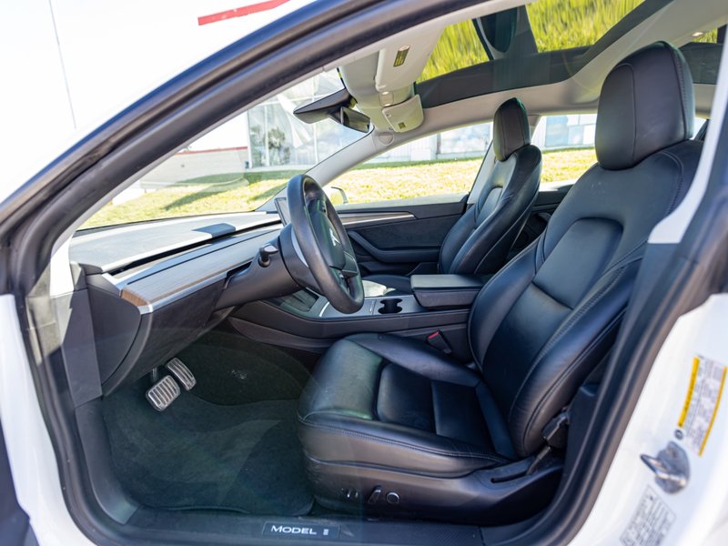 2021 Tesla Model 3 Standard Range Standard Range RWD -Ltd Avail-