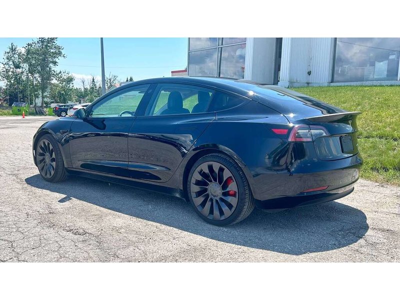 2022 Tesla Model 3 Performance PERFORMANCE   AWD   0–60 MPH IN ~3.1 SECONDS