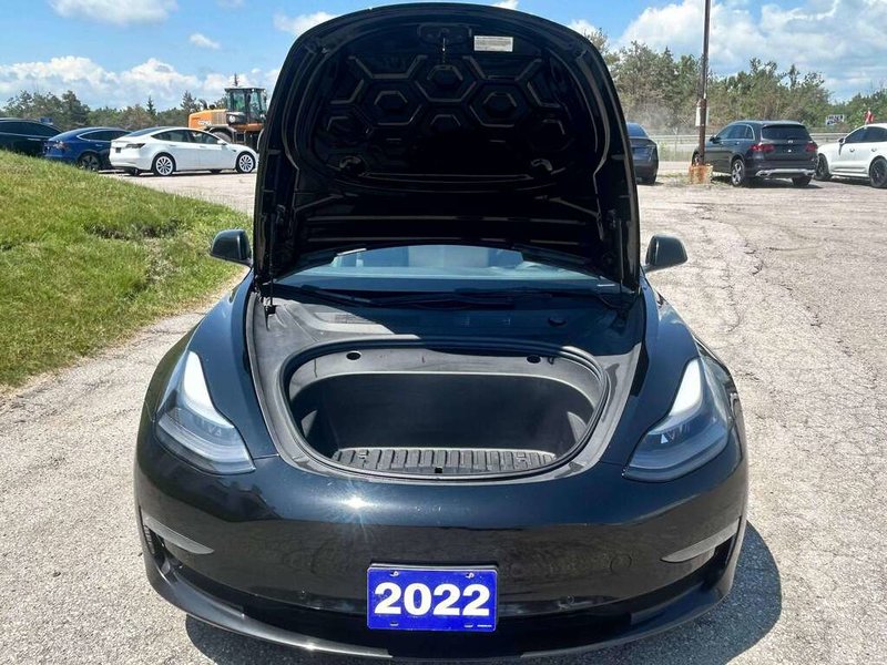 2022 Tesla Model 3 Performance PERFORMANCE   AWD   0–60 MPH IN ~3.1 SECONDS