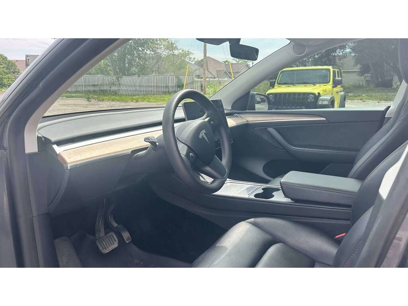 2023 Tesla Model Y Long Range Long Range AWD