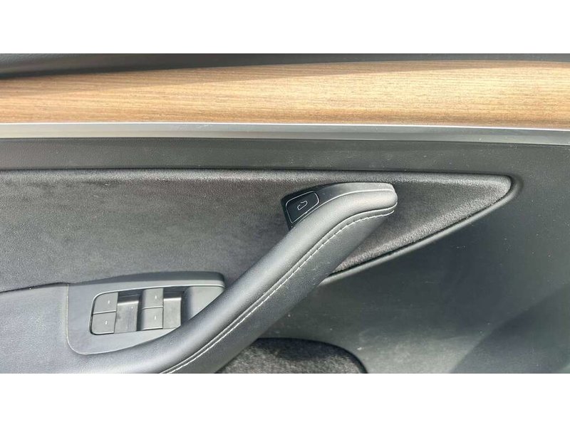 2023 Tesla Model Y Long Range Long Range AWD