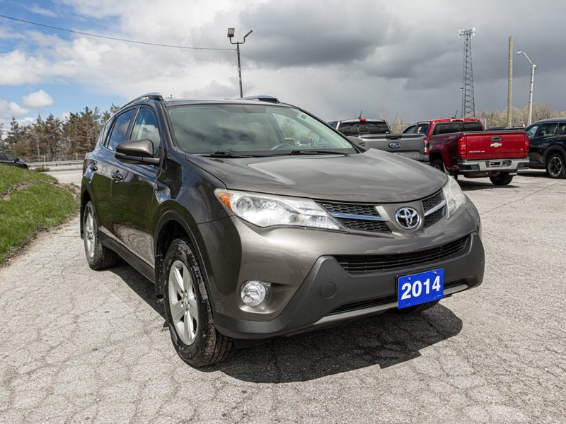 2014 Toyota RAV4 XLE FWD 4dr XLE