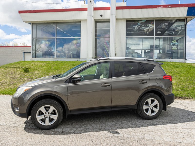 2014 Toyota RAV4 XLE FWD 4dr XLE