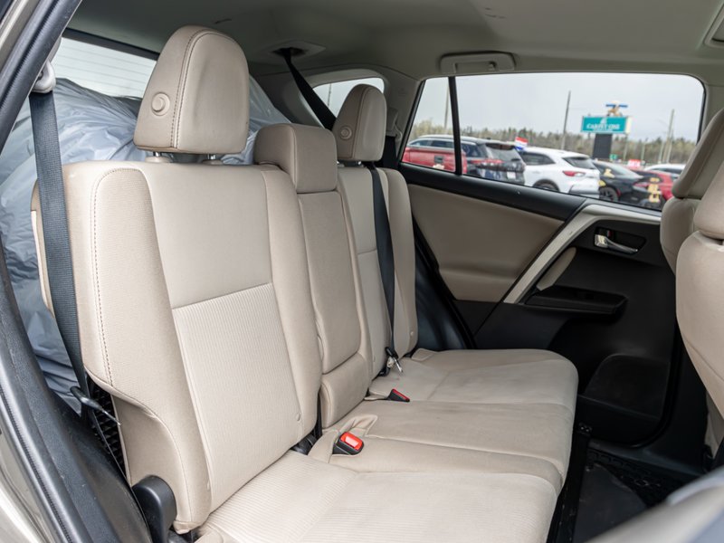 2014 Toyota RAV4 XLE FWD 4dr XLE