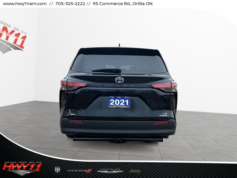 2021 Toyota Sienna LE