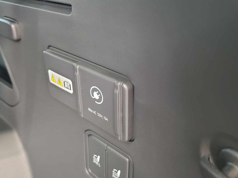 2026 Kia EV9 Land