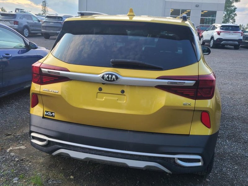 Kia Seltos EX AWD 2021