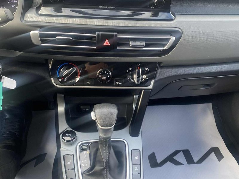 Kia Seltos LX FWD 2021