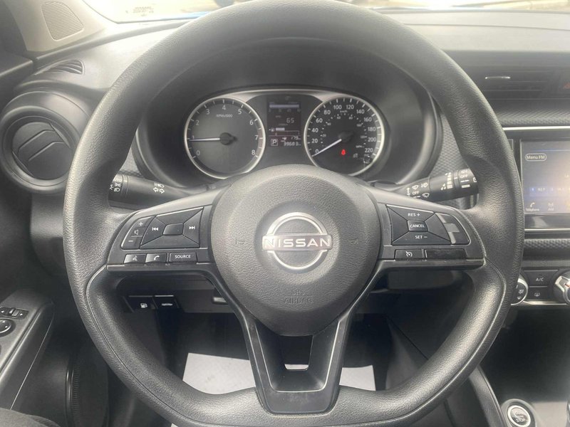 Nissan Kicks S 2023