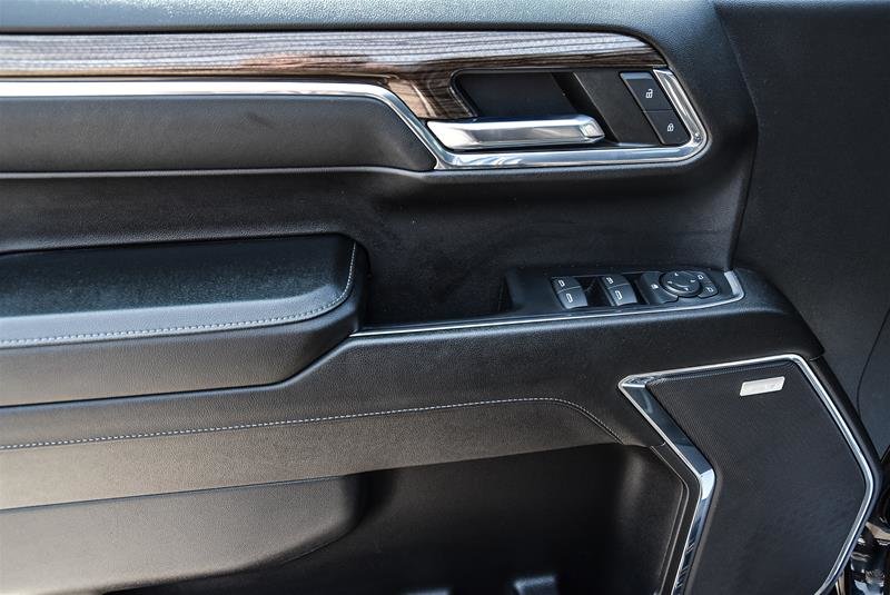 2023 Chevrolet Silverado 1500 Crew Cab 4x4 RST / Standard Box