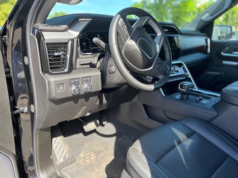 2025 GMC Sierra 1500 Crew Cab Short Box 4-Wheel Drive Denali