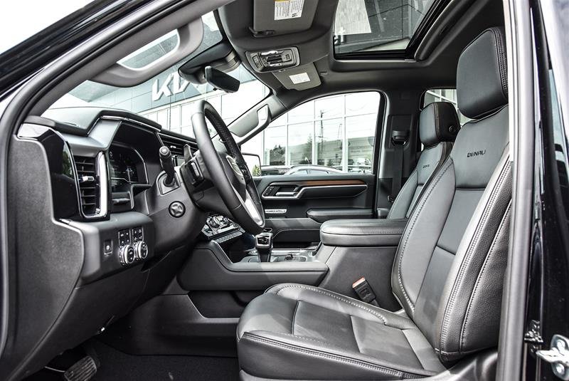 2025 GMC Sierra 1500 Crew Cab Short Box 4-Wheel Drive Denali