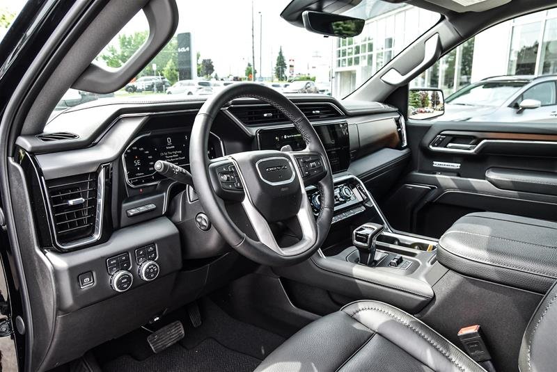 2025 GMC Sierra 1500 Crew Cab Short Box 4-Wheel Drive Denali
