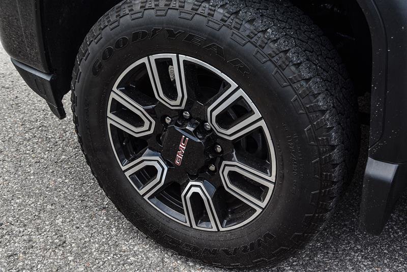 2021 GMC SIERRA 2500 Crew Cab 4x4 At4 Standard Box Std Box-Cruise|Nav|Htd/Cool seats|Blnd Spot and more