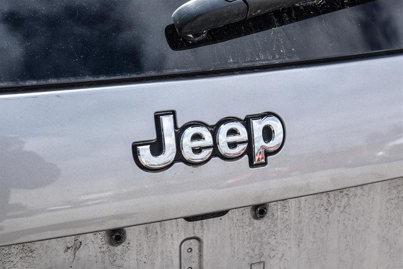 2021 Jeep Cherokee 4x4 Altitude