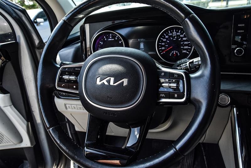 2022 Kia Carnival EX