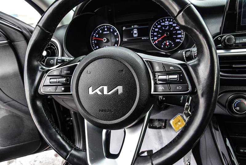 2022 Kia Forte Sedan EX IVT
