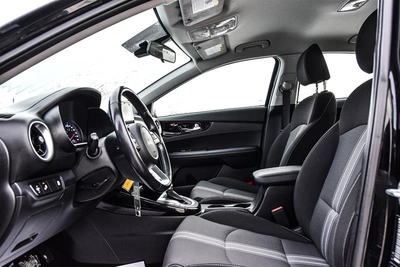 2022 Kia Forte Sedan EX IVT
