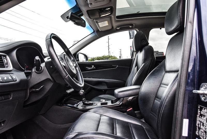 2017 Kia Sorento EX+ V6