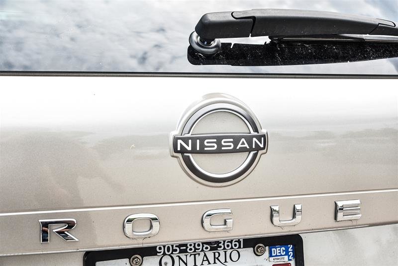 2022 Nissan Rogue Platinum CVT (2)