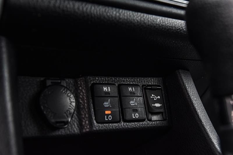 2018 Toyota Corolla 4-door Sedan LE CVTi-S