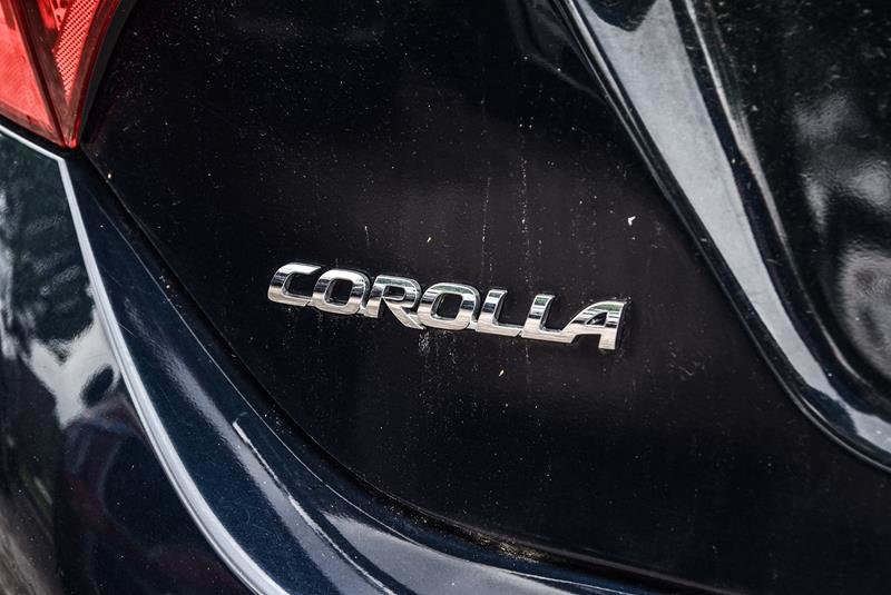 2018 Toyota Corolla 4-door Sedan LE CVTi-S