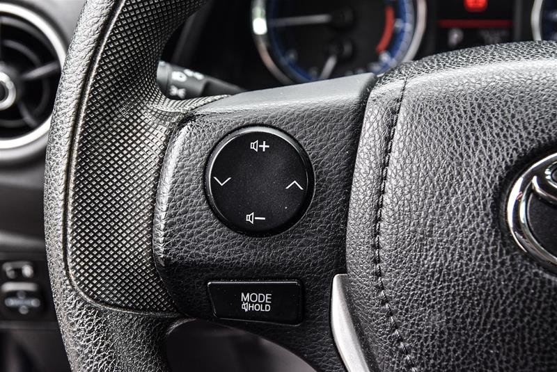 2018 Toyota Corolla 4-door Sedan LE CVTi-S