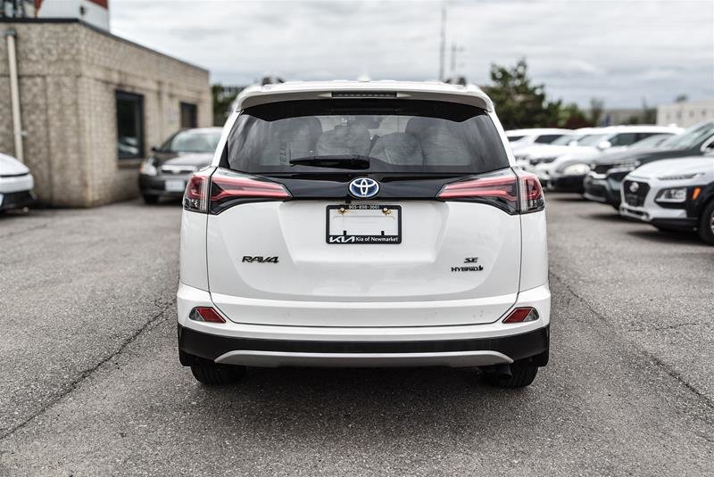 2018 Toyota RAV4 Hybrid SE