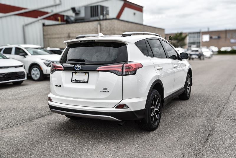 2018 Toyota RAV4 Hybrid SE