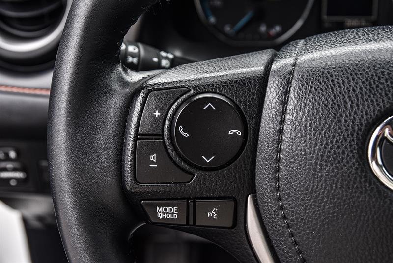 2018 Toyota RAV4 Hybrid SE