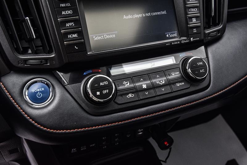 2018 Toyota RAV4 Hybrid SE