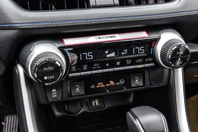 2025 Toyota RAV4 Hybrid SE AWD