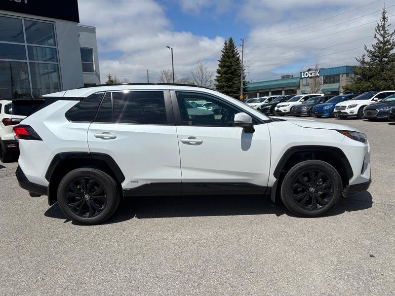 2025 Toyota RAV4 Hybrid SE AWD