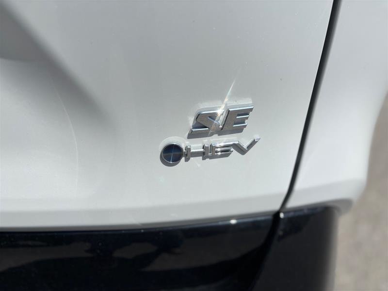 2025 Toyota RAV4 Hybrid SE AWD