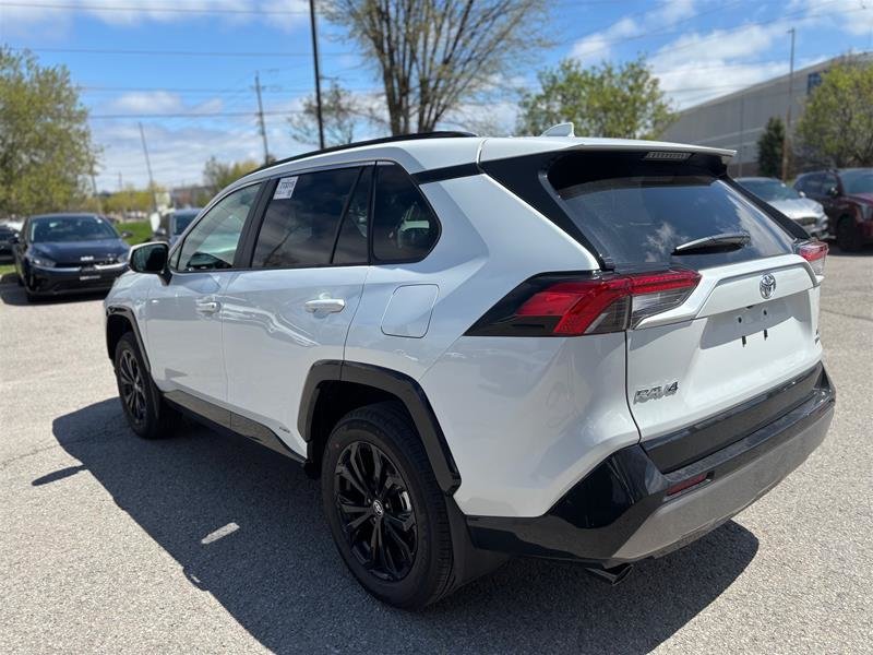 2025 Toyota RAV4 Hybrid SE AWD