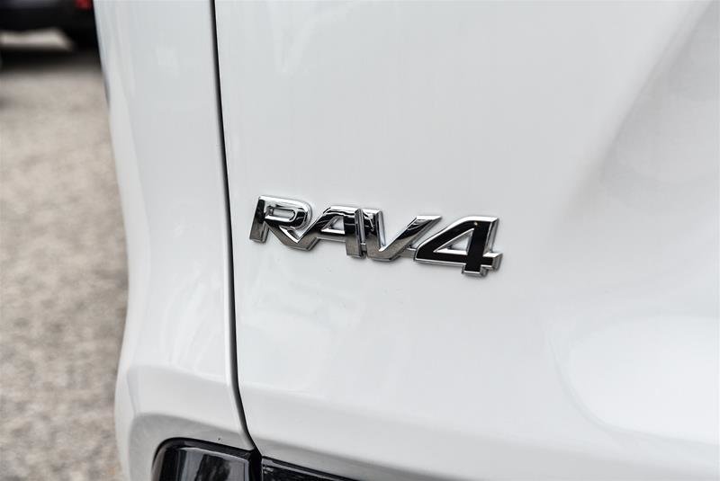 2025 Toyota RAV4 Hybrid SE AWD