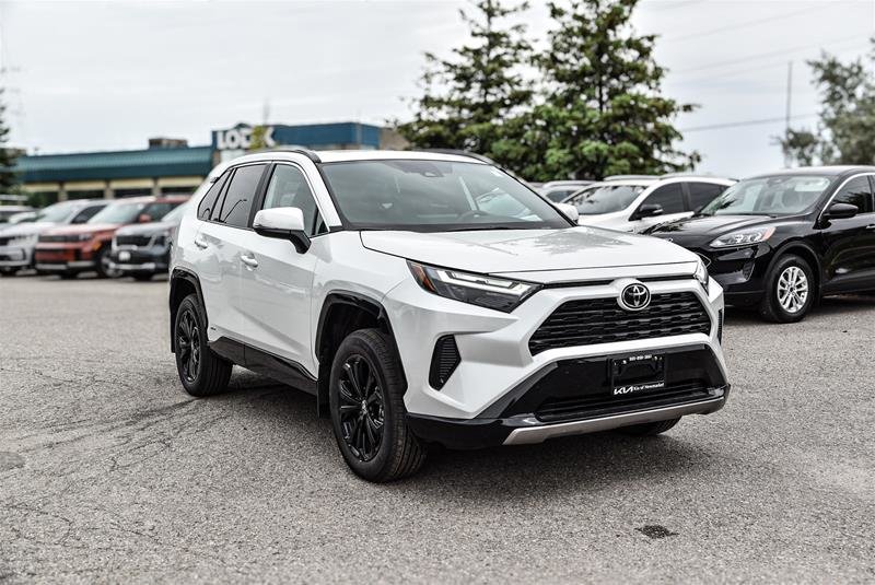 2025 Toyota RAV4 Hybrid SE AWD