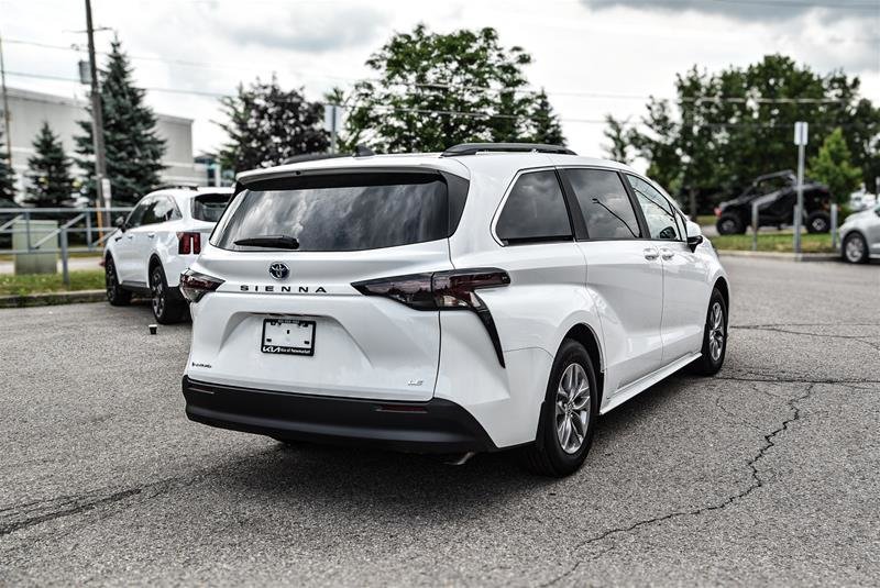 2025 Toyota Sienna Hybrid Sienna LE AWD 8-Pass Sienna LE AWD 8-Pass-Camera|brk assist| htd seats