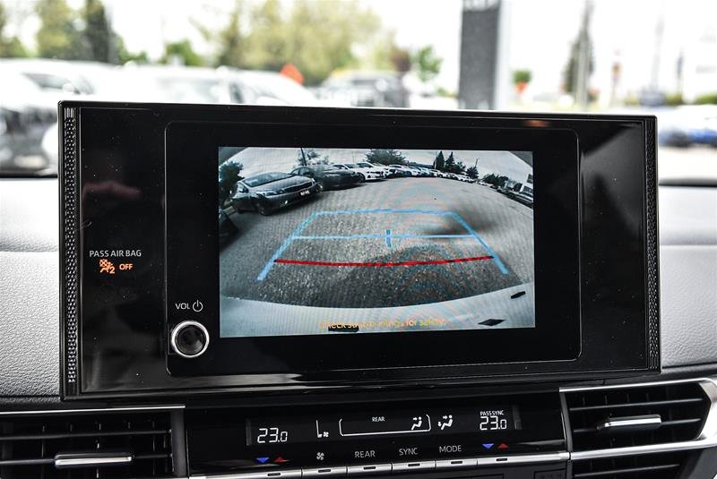 2025 Toyota Sienna Hybrid Sienna LE AWD 8-Pass