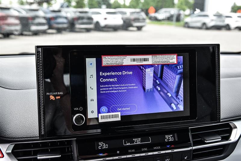 2025 Toyota Sienna Hybrid Sienna LE AWD 8-Pass