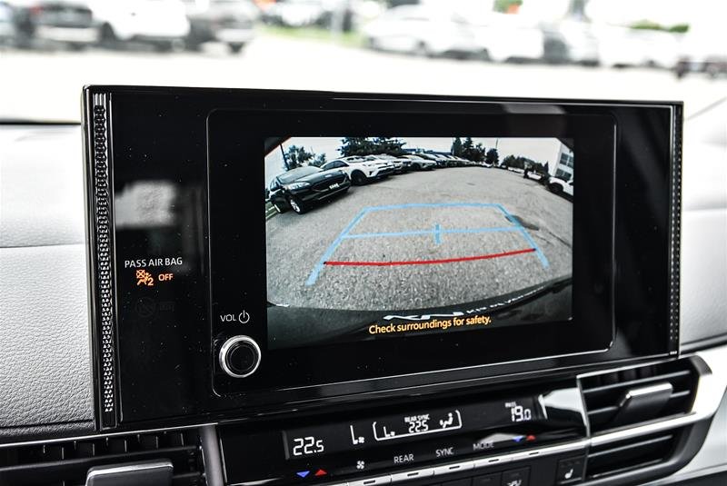 2025 Toyota Sienna Hybrid Sienna LE AWD 8-Pass Sienna LE AWD 8-Pass-Cross traffic|Brk assist|