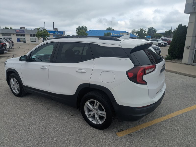 2022 GMC Terrain SLE