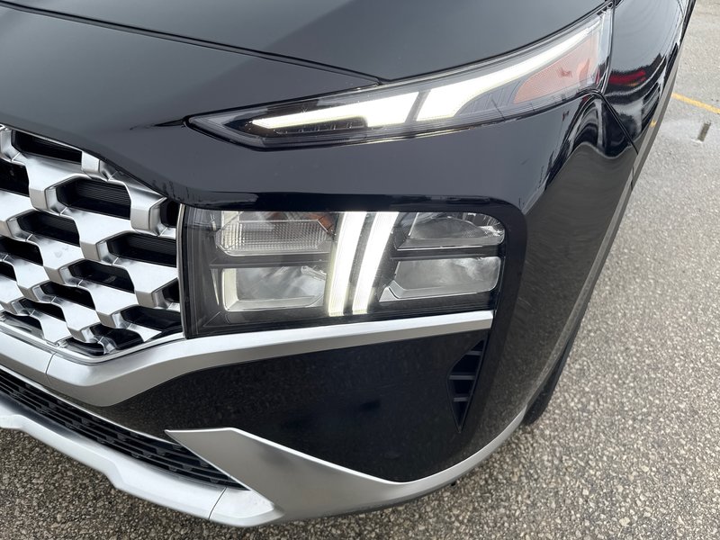 2022 Hyundai SANTA FE HYBRID LUXURY One Owner & Very Clean